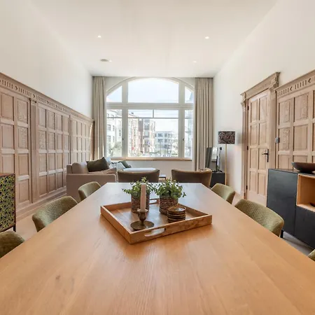 Apartamento Historical And Spacious La Tourelle I By Interhome *