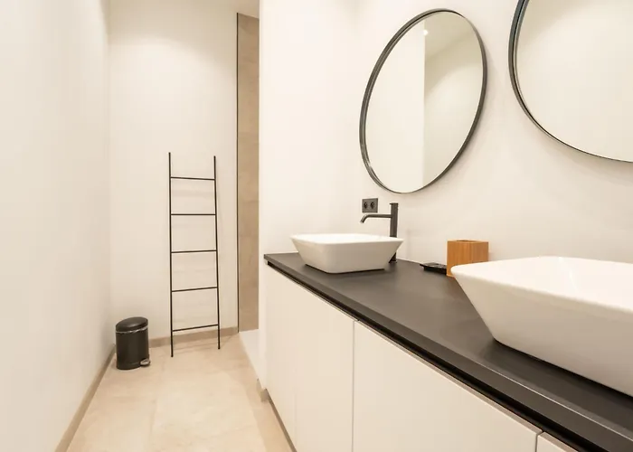 Historical And Spacious La Tourelle I By Interhome Апартаменты *